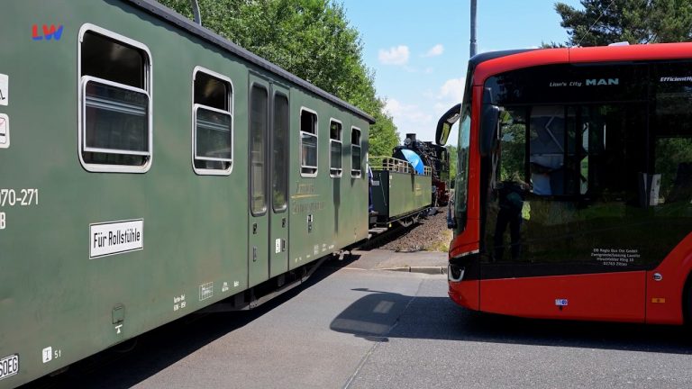 Olbersdorf: Notbremsungen verhindern Zusammenstoß am Bahnübergang