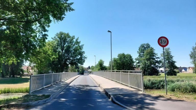 Elsterwerda: Brücke im Stadtteil Kotschka marode