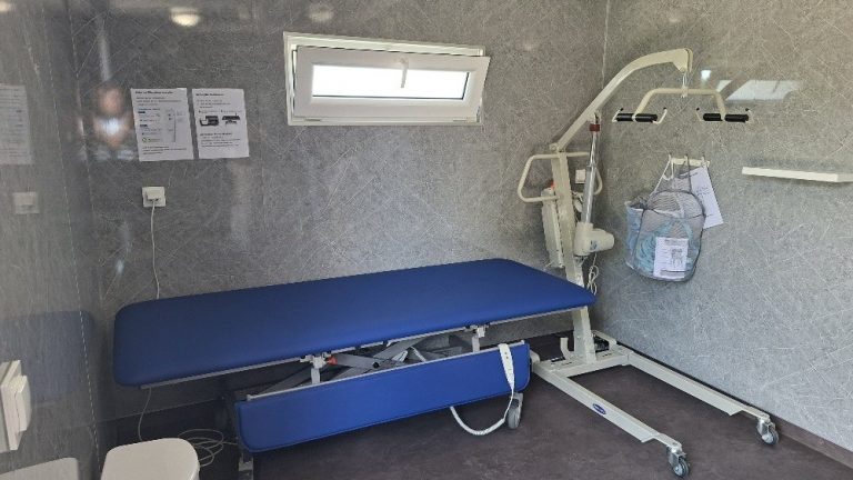 Boxberg OT Nochten: Findlingspark eröffnet „Toilette für alle“
