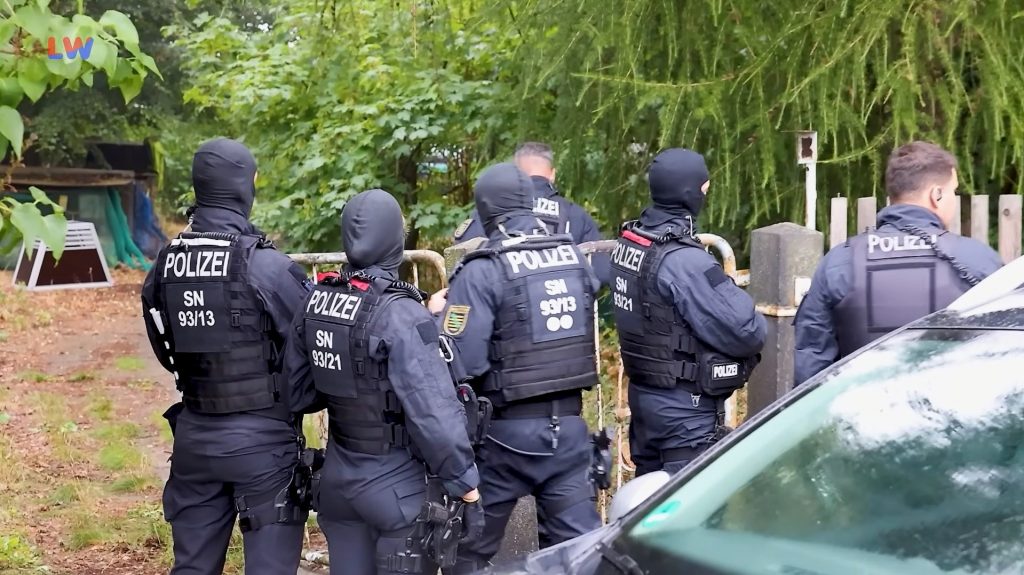 Neukirch OT Weißbach: Großeinsatz der Polizei