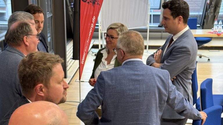 Senftenberg: Zukunftsdialog im Rathaus