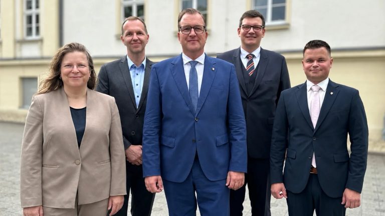 LK OSL: Neues Führungskräfteteam für die Kreisverwaltung OSL