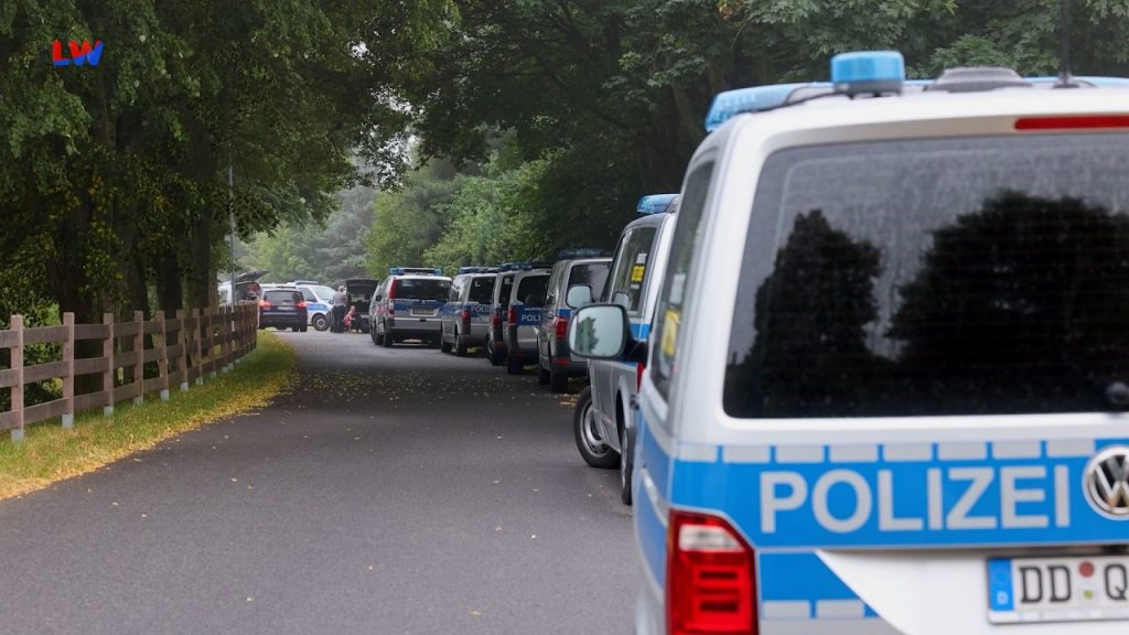 Neukirch OT Weißbach: Polizei im Großeinsatz