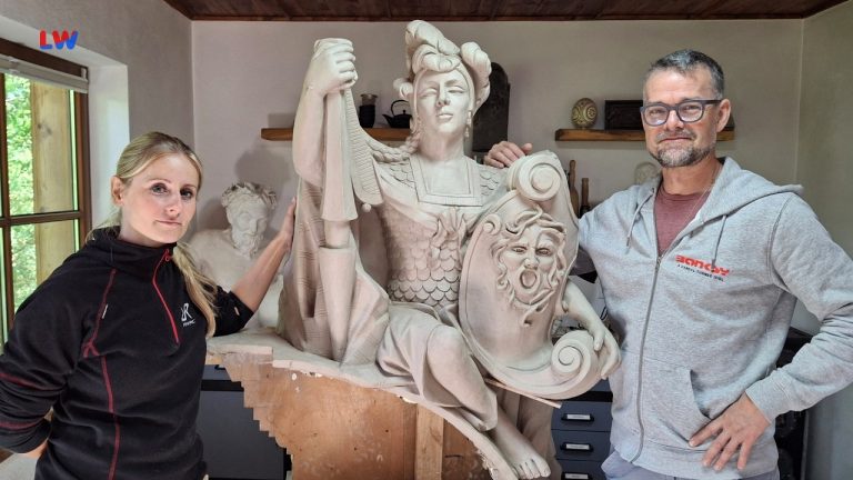 Radibor: Schloss bald wieder mit Minerva und Fortitudo