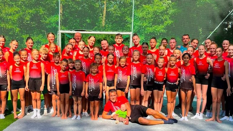 Hoyerswerda: Sportakrobaten machen sich fit für die neue Saison