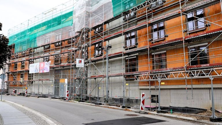 Finsterwalde: Richtfest für 20 neue Wohnungen