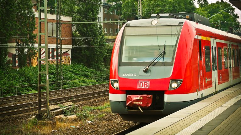 Elsterwerda: Einschränkungen wegen Erneuerung der Eisenbahnbrücke Schleinitzweg