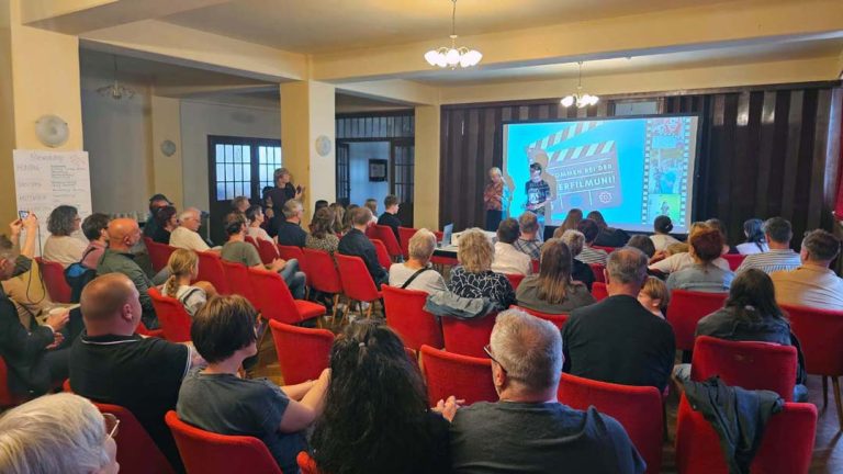 Plessa: Kulturhaus wurde zur Filmkulisse