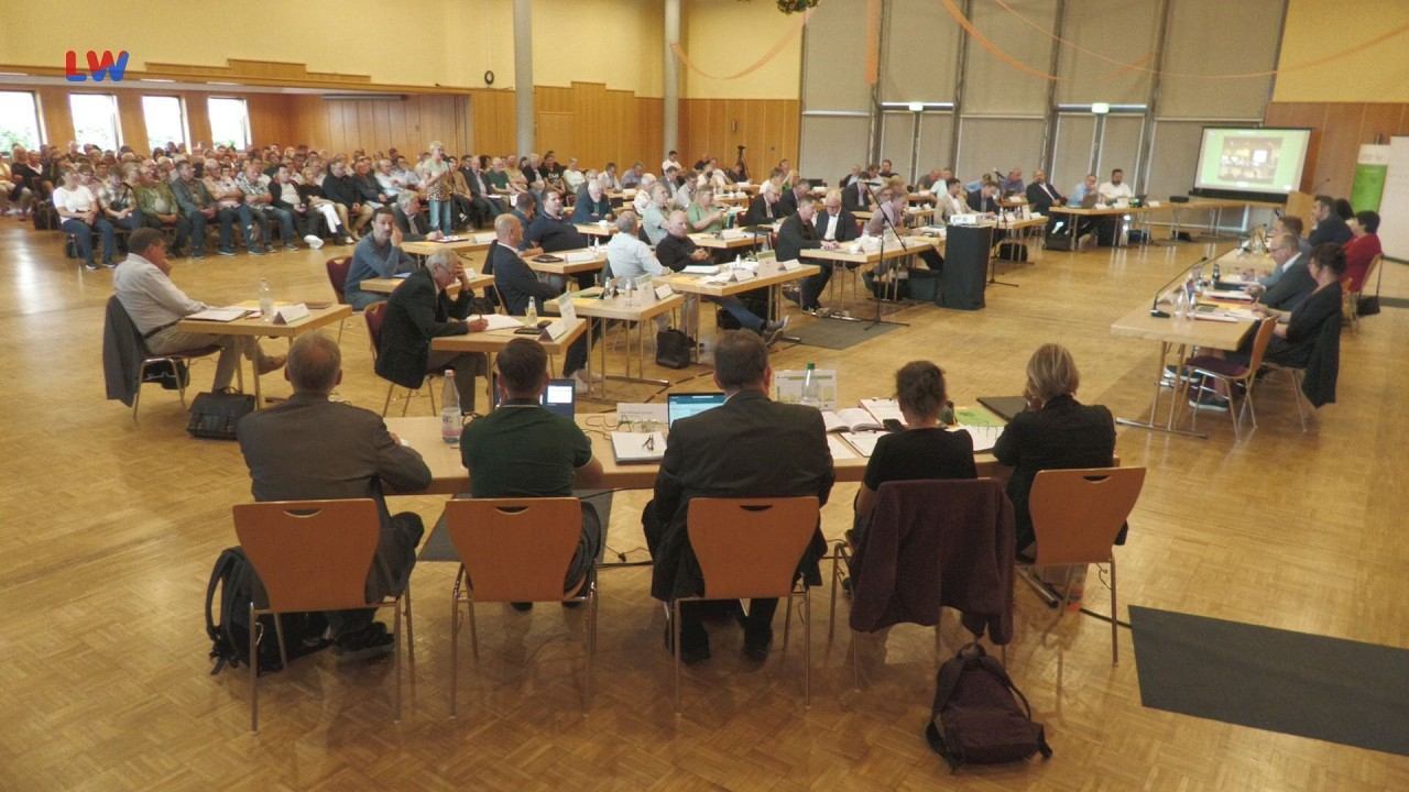 Falkenberg/E.: Sonder-Kreistag debattierte über das Elbe-Elster-Klinikum