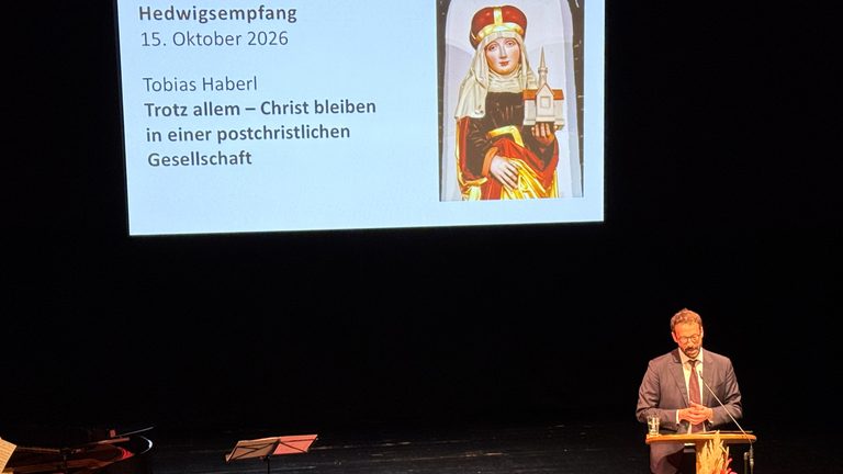 Görlitz: Journalist Tobias Haberl sagt beim Hedwigsempfang, warum er Christ bleibt