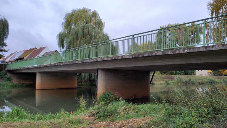 Wahrenbrück: Behelfsbrücke für Fußgänger und Radverkehr