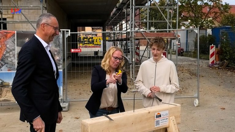 Bautzen: Richtfest für die Turnhalle der Allende-Oberschule