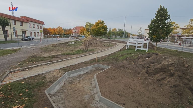 Elsterwerda: Am Bahnhof entsteht eine Bürgerinsel