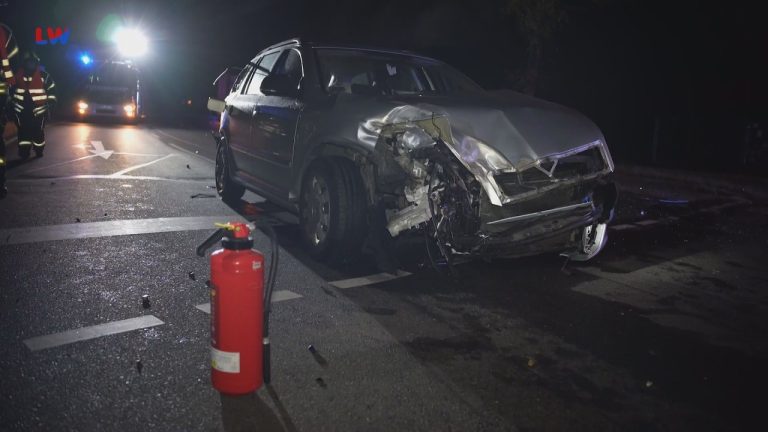 Krauschwitz: Schwerer Unfall im Kreuzungsbereich